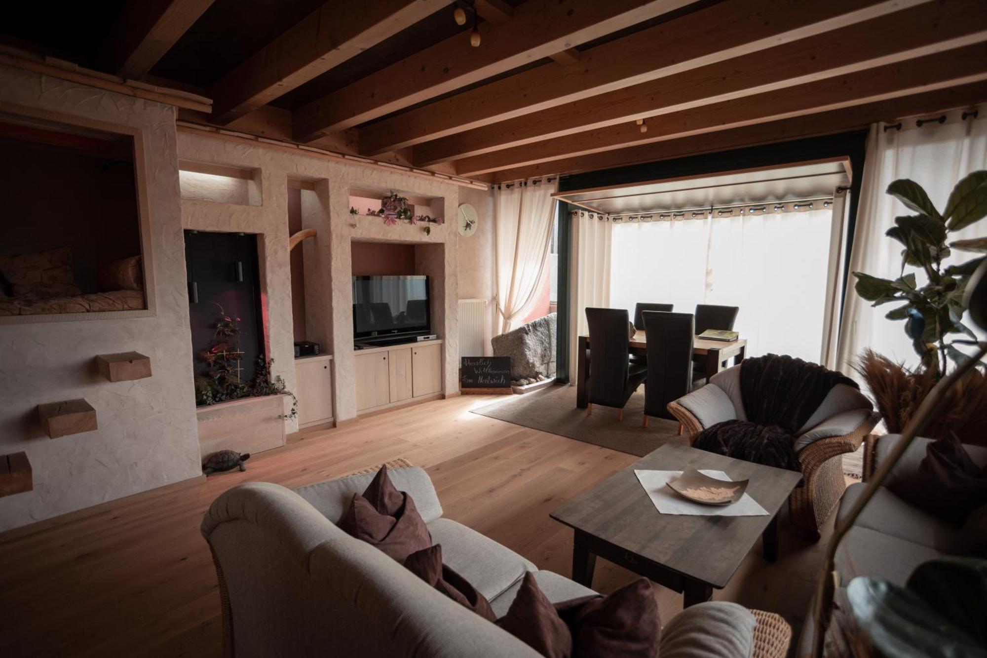 Suedlaendisches Chalet Mit Hauseigener Sauna Viechtach Kültér fotó